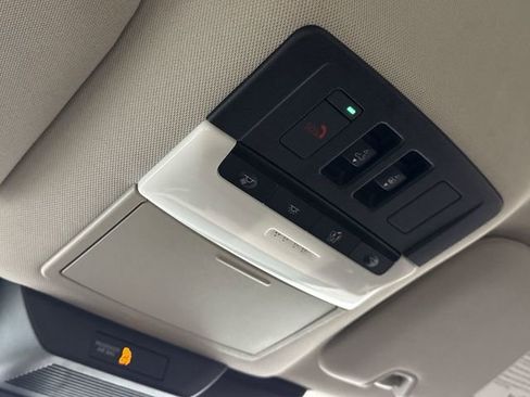 Used 2023 Nissan Pathfinder Platinum w/ Cargo Package image 17