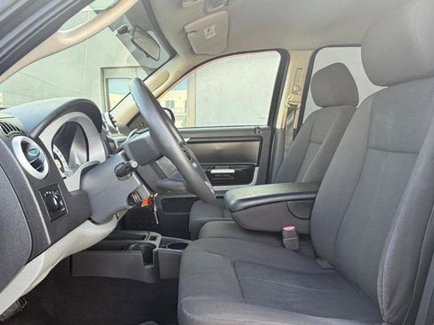 Used 2008 Mitsubishi Raider LS RWD image 12