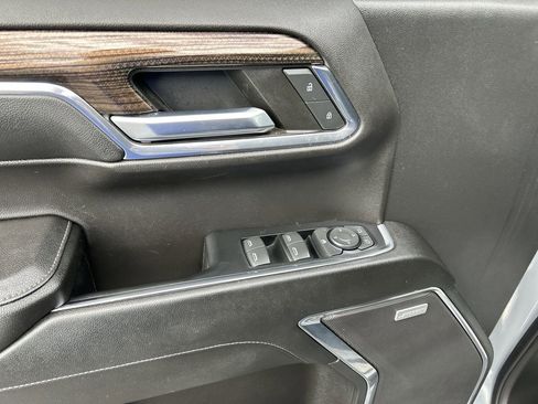 Used 2024 Chevrolet Silverado 1500 RST image 21