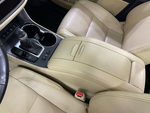 Used 2017 Toyota Highlander Limited Platinum w/ Carpet Mat Package AWD/4WD image 29