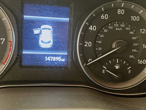 Used 2019 Hyundai Kona SEL image 19