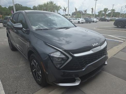 Certified 2023 Kia Sportage LX image 1