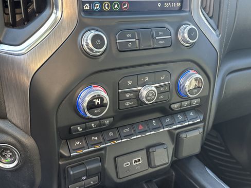 Used 2019 GMC Sierra 1500 Denali w/ Denali Ultimate Package image 31