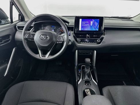 Certified 2023 Toyota Corolla Cross LE w/ Moonroof Package AWD/4WD image 22