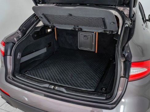 Used 2017 Maserati Levante S image 58