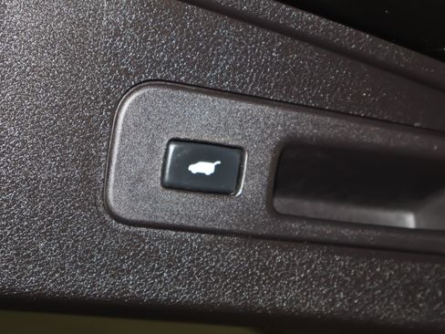 Used 2017 Acura MDX Sport Hybrid w/ Advance Pkg image 54