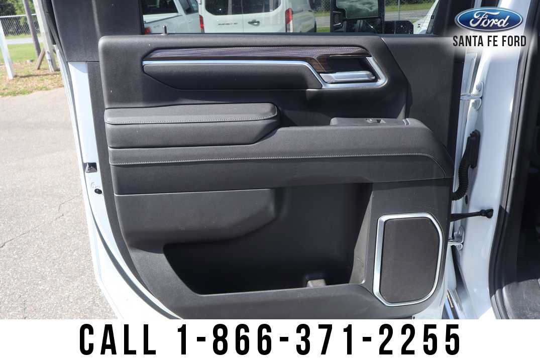Used 2025 Chevrolet Silverado 2500 LT w/ Safety Package AWD/4WD image 20