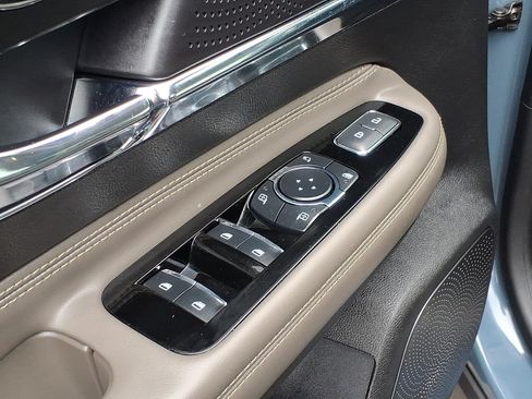Used 2023 Lincoln Corsair AWD w/ Equipment Group 101A image 14
