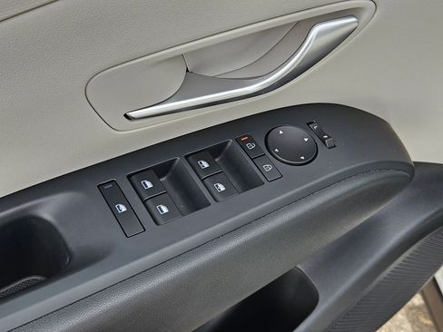 Used 2026 Hyundai Tucson SEL FWD image 12