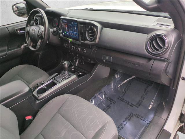Used 2017 Toyota Tacoma TRD Off-Road w/ Tow Package (A/T) AWD/4WD image 20