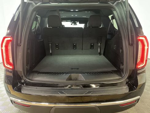 Used 2024 GMC Yukon XL SLT image 29