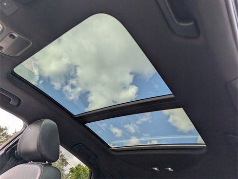 Used 2018 Audi Q3 2.0T Premium w/ Convenience Package image 17