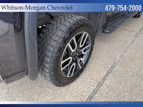 Used 2022 GMC Sierra 1500 Elevation w/ Elevation Premium Package image 9