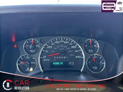 Used 2023 GMC Savana 2500 Extended w/ Driver Convenience Package RWD image 19