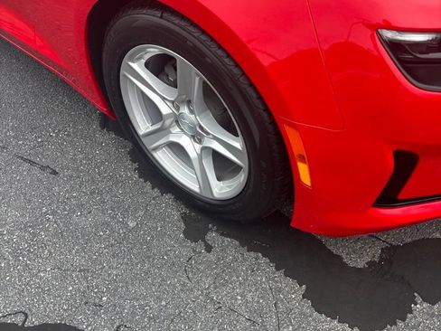 Used 2023 Chevrolet Camaro LT RWD image 8