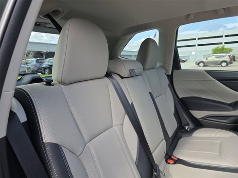 Used 2023 Subaru Forester Limited image 18