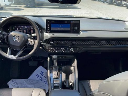 Used 2024 Honda Accord Touring image 13