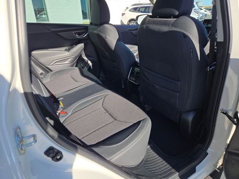 Used 2023 Subaru Forester Premium image 9