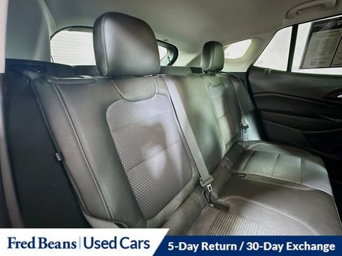 Used 2025 Chevrolet Trax LT w/ Driver Confidence Package FWD image 32
