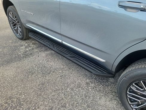 New 2026 GMC Yukon Elevation image 9