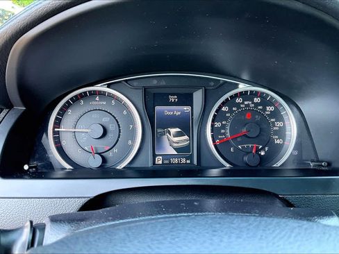 Certified 2017 Toyota Camry SE FWD image 24