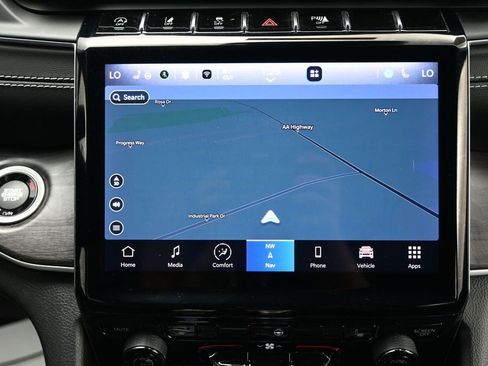Used 2021 Jeep Grand Cherokee L Limited AWD/4WD image 18