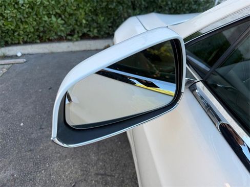 Used 2016 Tesla Model S P90D image 29