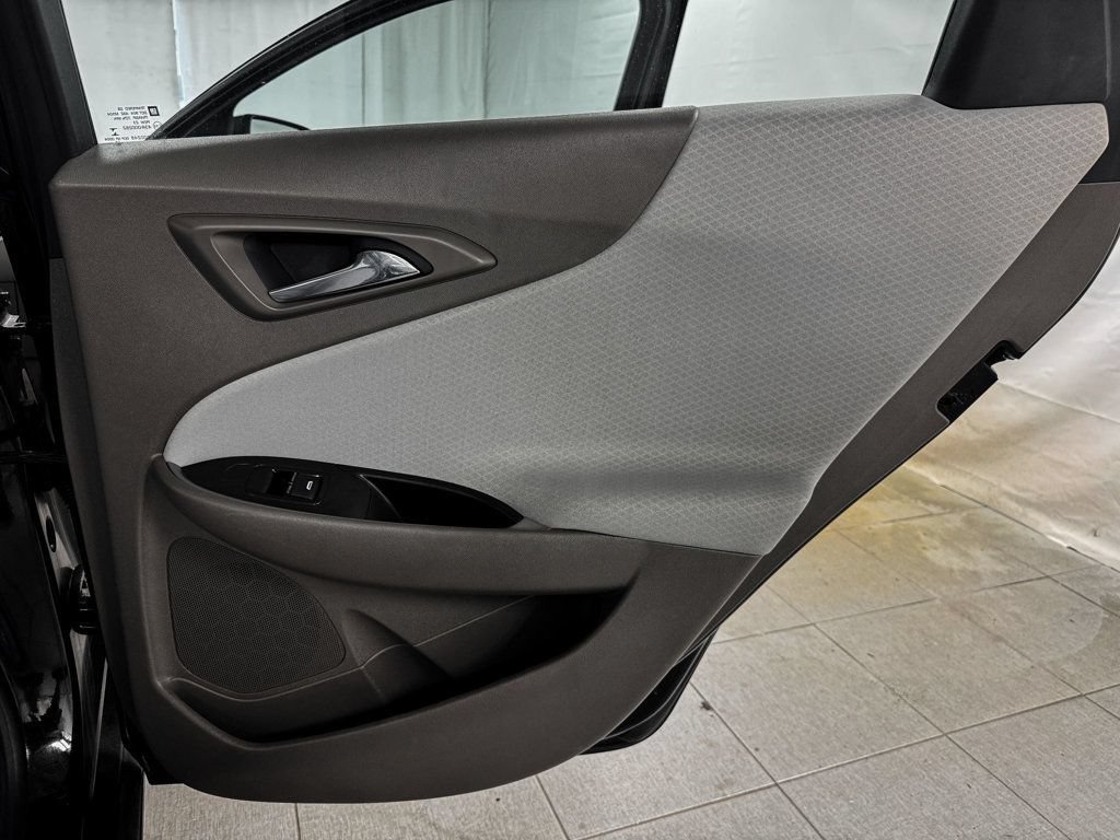 Used 2018 Chevrolet Malibu LS FWD image 16