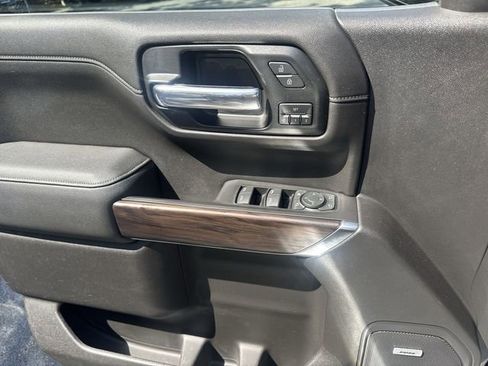 Used 2019 GMC Sierra 1500 SLT w/ SLT Premium Plus Package AWD/4WD image 29