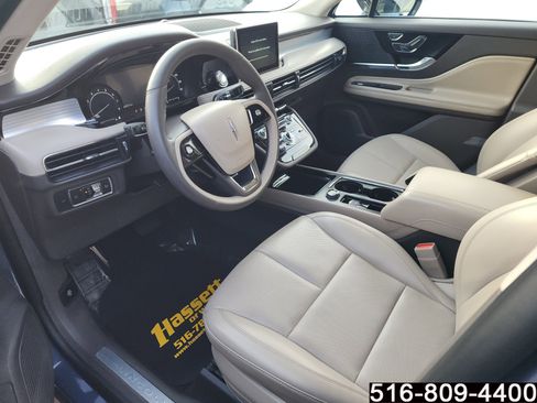 Used 2022 Lincoln Corsair AWD w/ Equipment Group 101A image 9