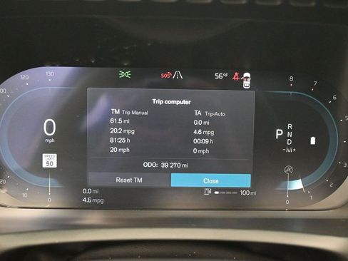 Used 2023 Volvo XC90 B6 Plus image 17