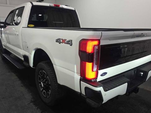 Used 2025 Ford F250 Platinum w/ Snow Plow Prep Package AWD/4WD image 6