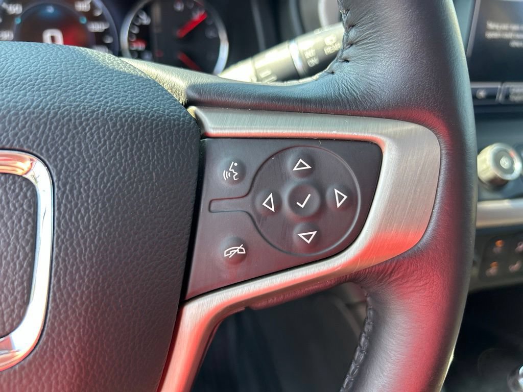 Used 2019 GMC Acadia Denali w/ Technology Package AWD/4WD image 26