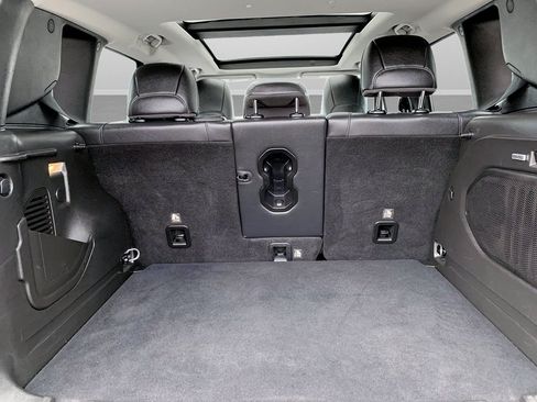 Used 2021 Jeep Renegade Trailhawk w/ Sun & Sound Group AWD/4WD image 12