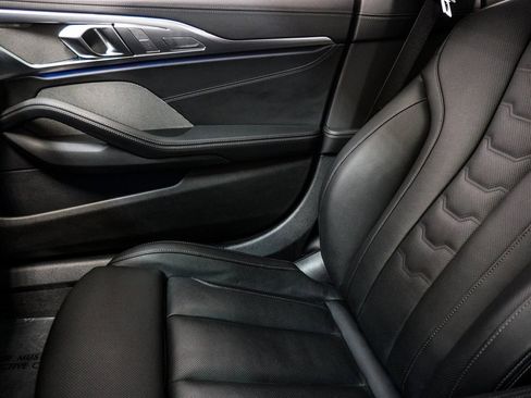 Used 2022 BMW M850i Gran Coupe xDrive image 33