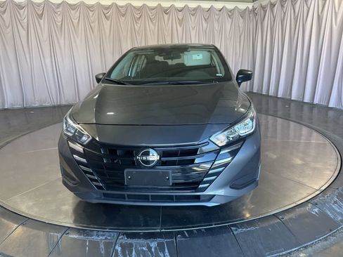 Used 2024 Nissan Versa S w/ S Plus Package image 2