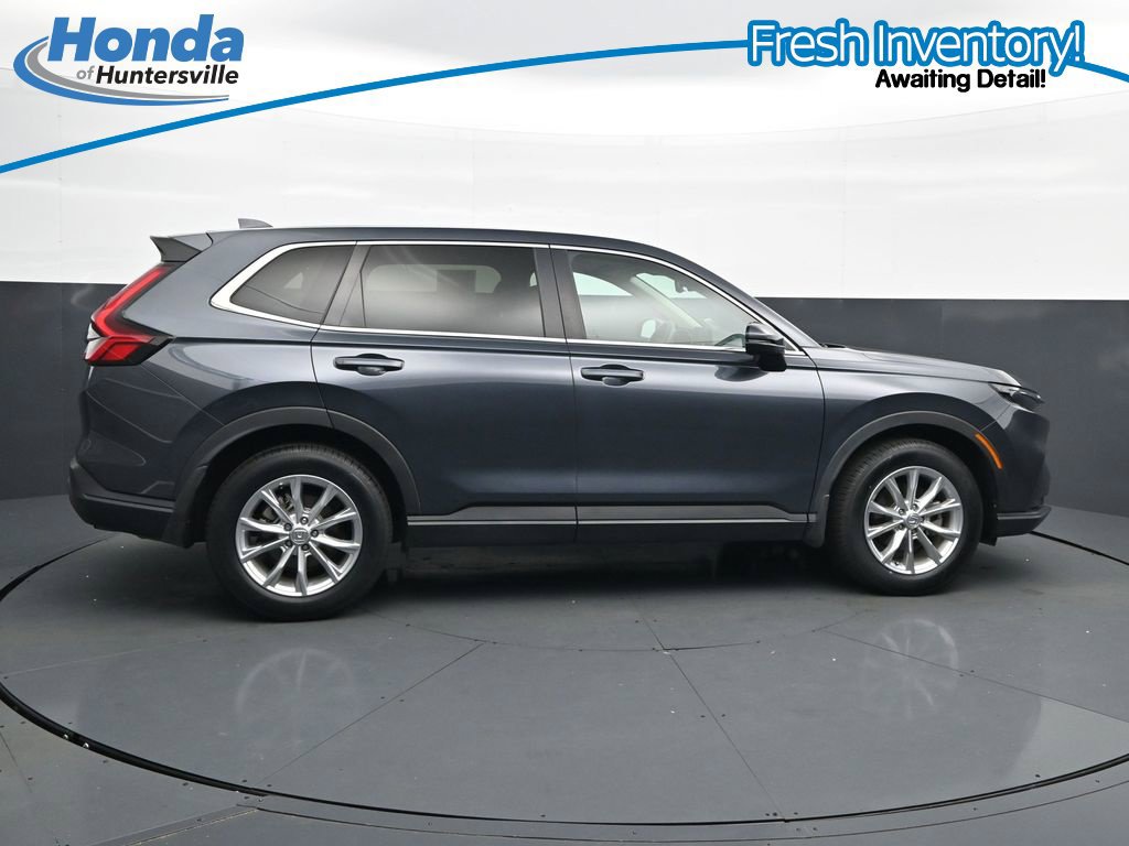 Used 2025 Honda CR-V EX image 11