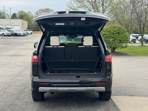 Used 2024 Toyota Sequoia Capstone image 33