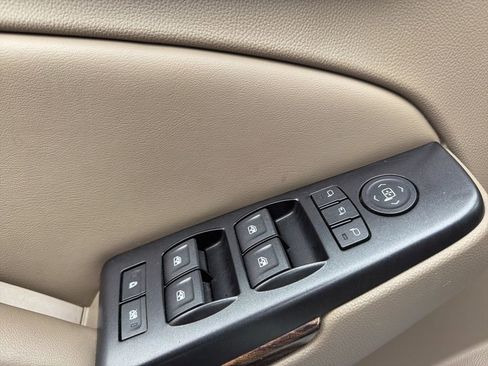 Used 2016 GMC Yukon SLT image 20