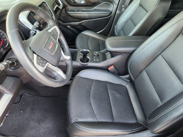 Used 2024 GMC Terrain SLT w/ Elevation Edition FWD image 12