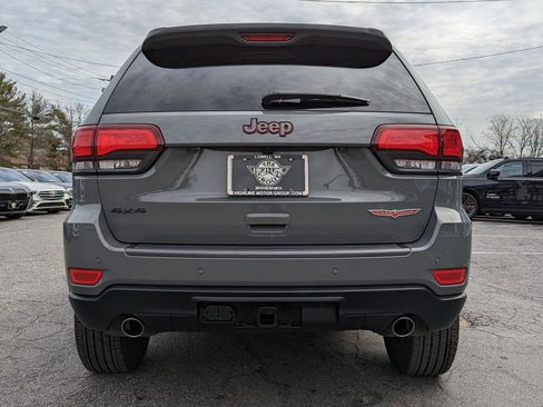 Used 2019 Jeep Grand Cherokee Trailhawk w/ Trailhawk Luxury Group AWD/4WD image 9