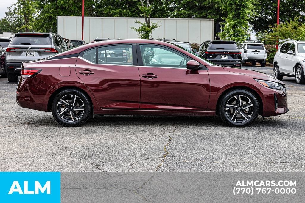 Used 2024 Nissan Sentra SV FWD image 9
