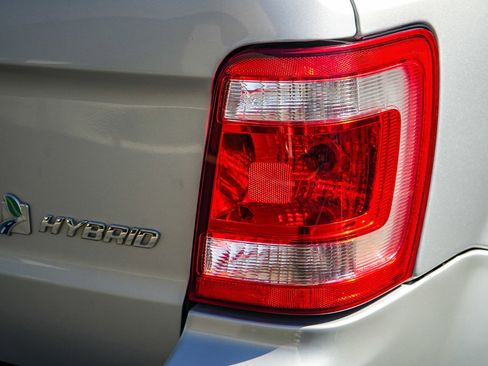 Used 2012 Ford Escape Limited AWD/4WD image 7