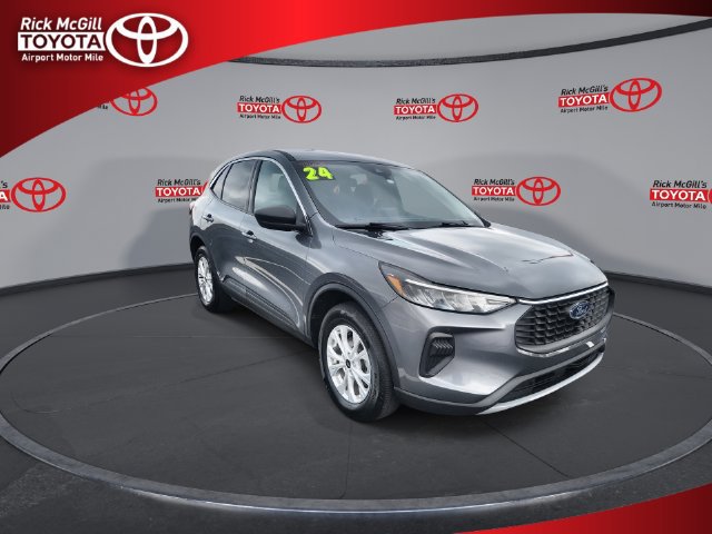 Used 2024 Ford Escape Active AWD/4WD image 2
