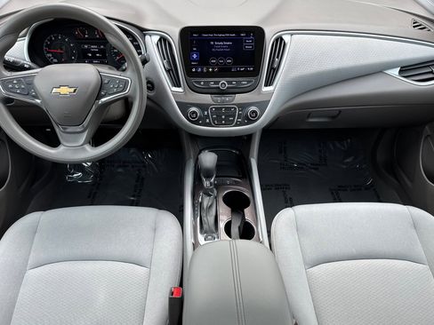 Used 2024 Chevrolet Malibu LT image 15
