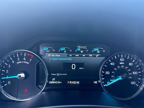 Used 2018 Ford Expedition XLT w/ Equipment Group 202A image 18