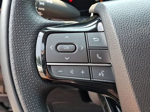 Used 2023 Toyota Mirai w/ Advanced Technology Package RWD image 22