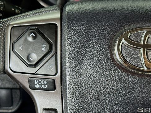 Used 2022 Toyota Tacoma SR5 w/ Technology Package RWD image 13