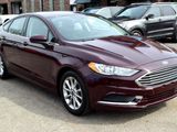Used 2017 Ford Fusion SE w/ Fusion SE Technology Package image 4