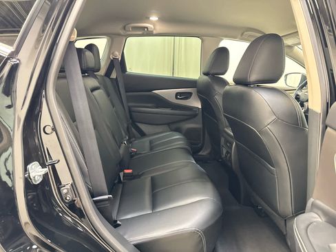 Certified 2024 Nissan Murano SV w/ SV Midnight Edition Package image 19